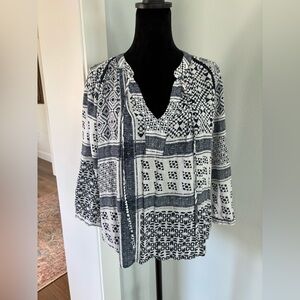Hippie Love tunic style blouse in navy and white graphic tribal print S